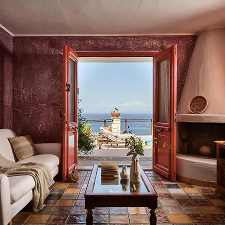 Yiannis - Private Pool & Endless Sea View, By Zantewize *